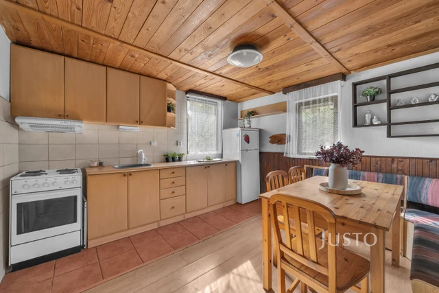 Prodej rodinného domu 82 m² s pozemkem 398 m² + terasa 27 m²