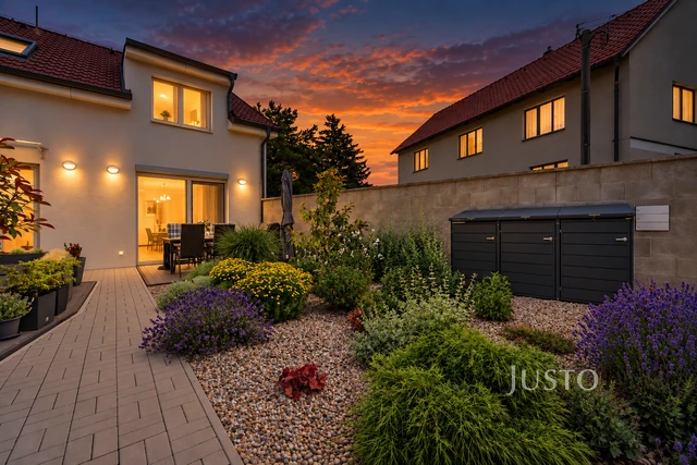 Prodej 4+kk 128 m² + terasa 12 m² + garáž