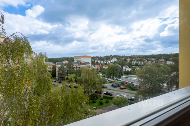 Pronájem 2+kk, 42 m², Nevanova, Praha 17 - Řepy