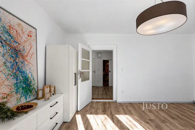 Pronájem 1+1 49 m²