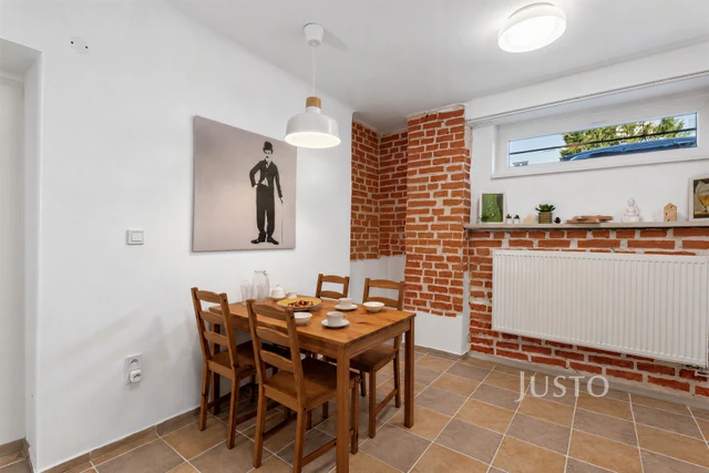 Pronájem 1+1 49 m²