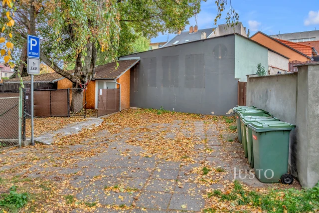 Pronájem obchodních prostor 170 m²