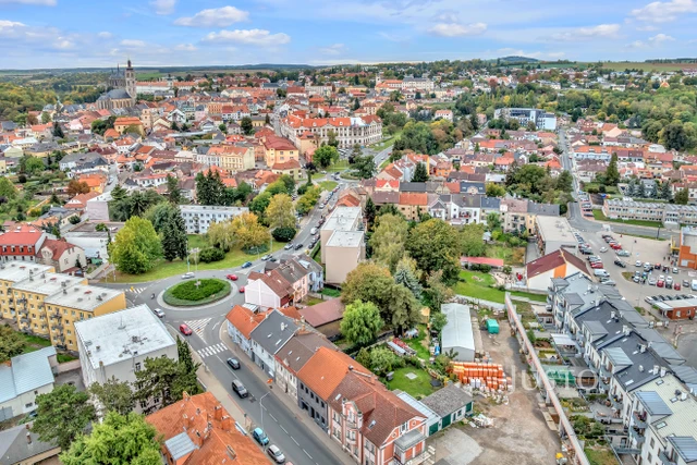 Pronájem obchodních prostor 170 m²