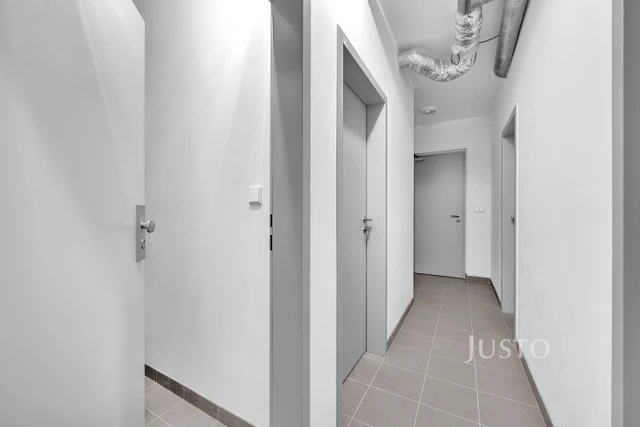 Prodej 2+kk 61 m² + balkón 5 m² + parkování