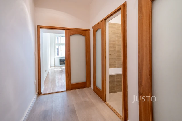 Pronájem 2+kk 46 m² + parkování