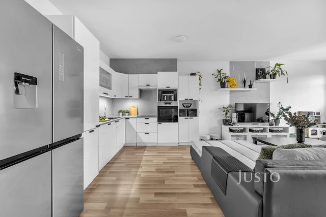 Prodej 3+kk 80 m² + lodžie 3 m² + parkování