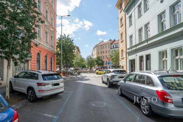 Pronájem 2+kk 46 m² + parkování