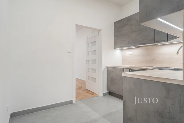 Pronájem 1+1, 32 m², Krásova, Praha 3 - Žižkov