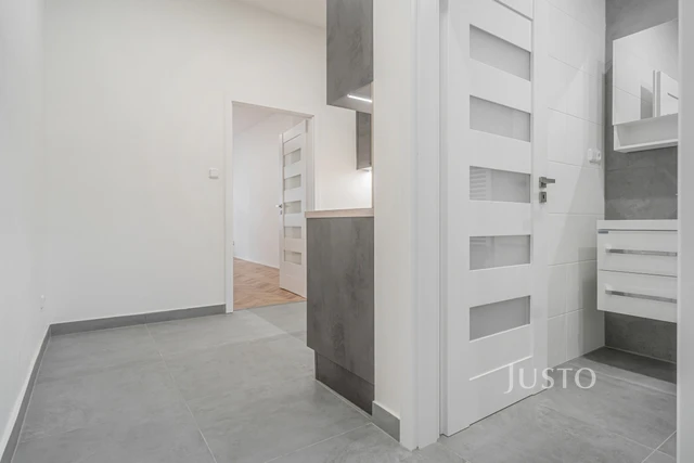 Pronájem 1+1, 32 m², Krásova, Praha 3 - Žižkov