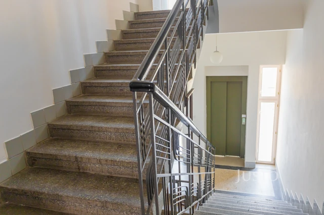 Pronájem 2+kk, 40 m², Krokova, Praha 2 - Nusle