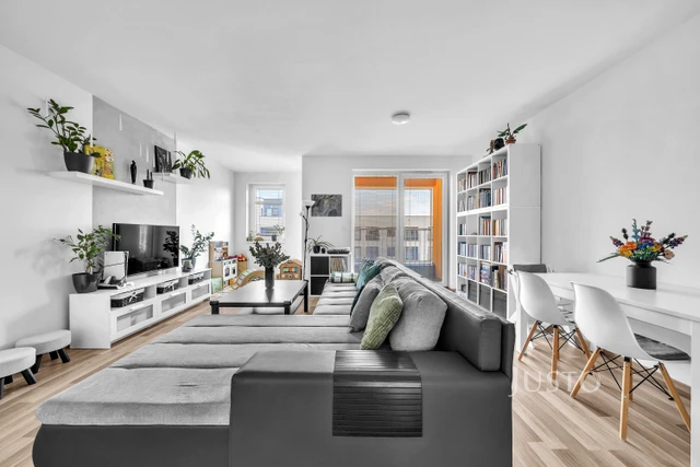 Prodej 3+kk 80 m² + lodžie 3 m² + parkování