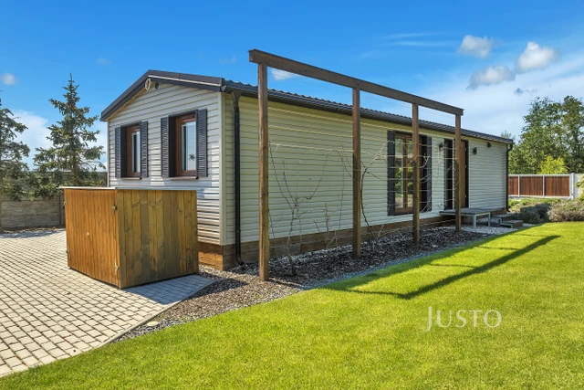 Prodej vily 188 m² s pozemkem 3413 m² + terasa 32 m²