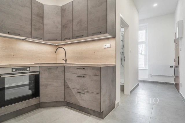 Pronájem 1+1, 32 m², Krásova, Praha 3 - Žižkov