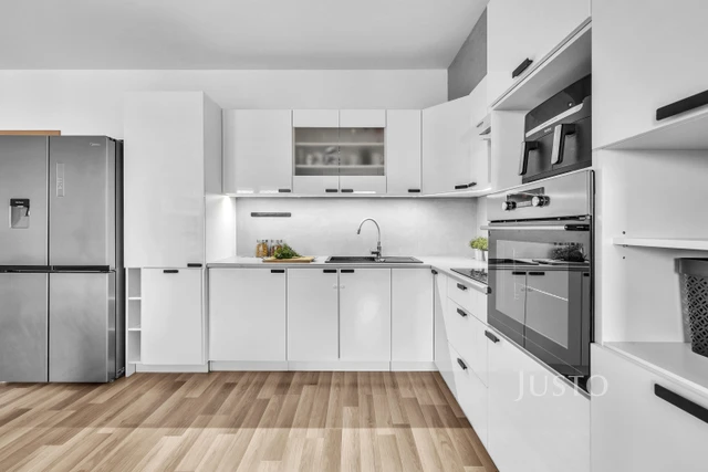 Prodej 3+kk 80 m² + lodžie 3 m² + parkování