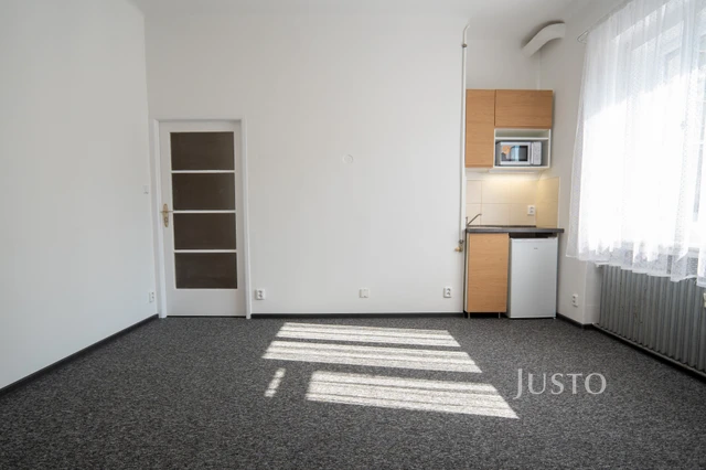 Pronájem kanceláří 43 m²