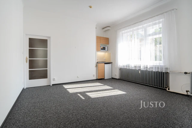 Pronájem kanceláří 43 m²