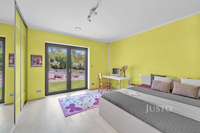 Prodej vily 188 m² s pozemkem 3413 m² + terasa 32 m²