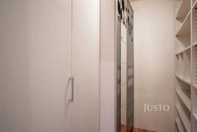 Pronájem 3+1 (+lodžie+komora), 74 m², V Zápolí, Praha 4 - Michle