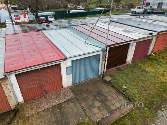 Pronájem skladů 16 m² s pozemkem 38 m²