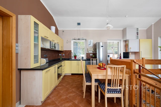 Prodej rodinného domu 145 m² s pozemkem 460 m²