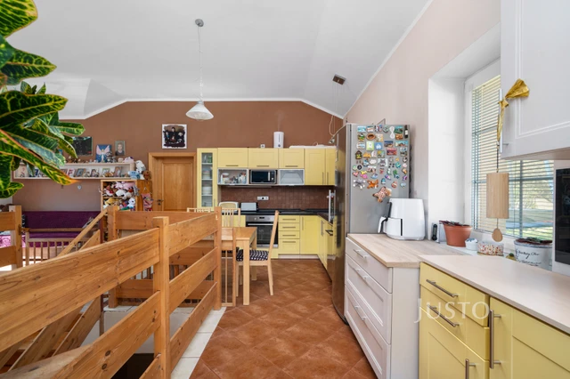 Prodej rodinného domu 145 m² s pozemkem 460 m²