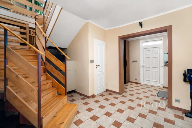 Prodej rodinného domu 145 m² s pozemkem 460 m²