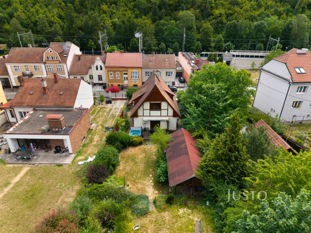 Prodej rodinného domu 153 m² s pozemkem 1 001 m² + terasa