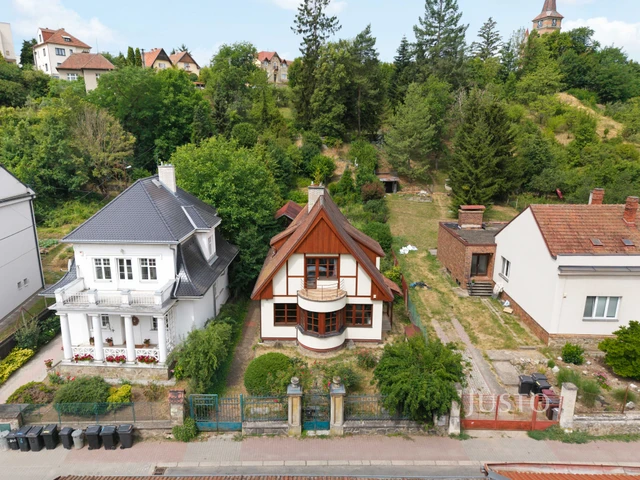 Prodej rodinného domu 153 m² s pozemkem 1 001 m² + terasa