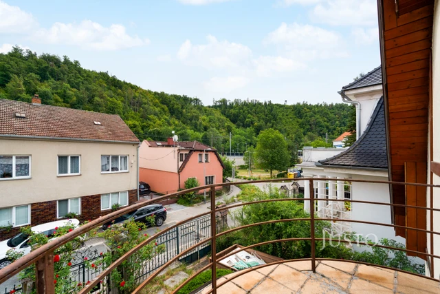 Prodej rodinného domu 153 m² s pozemkem 1 001 m² + terasa