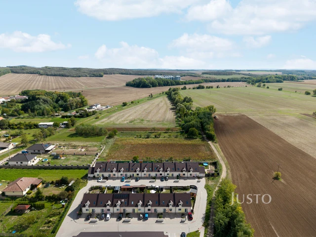 Prodej rodinného domu 136 m² s pozemkem 213 m² + terasa 30 m²