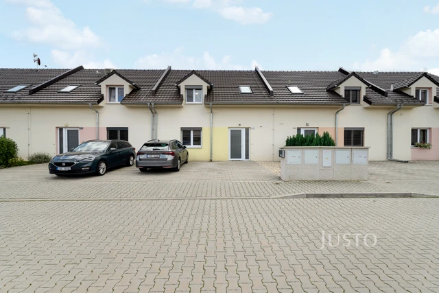Prodej rodinného domu 136 m² s pozemkem 213 m² + terasa 30 m²