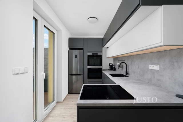 Prodej rodinného domu 136 m² s pozemkem 213 m² + terasa 30 m²