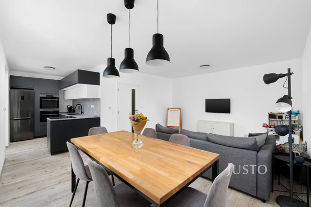 Prodej rodinného domu 136 m² s pozemkem 213 m² + terasa 30 m²