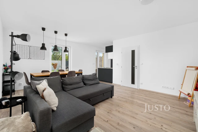 Prodej rodinného domu 136 m² s pozemkem 213 m² + terasa 30 m²
