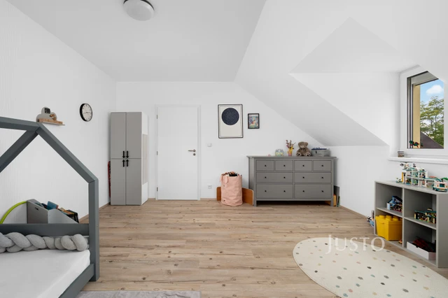 Prodej rodinného domu 136 m² s pozemkem 213 m² + terasa 30 m²