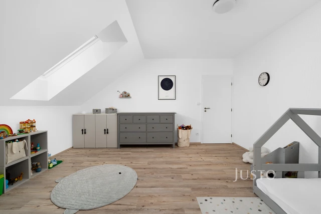 Prodej rodinného domu 136 m² s pozemkem 213 m² + terasa 30 m²