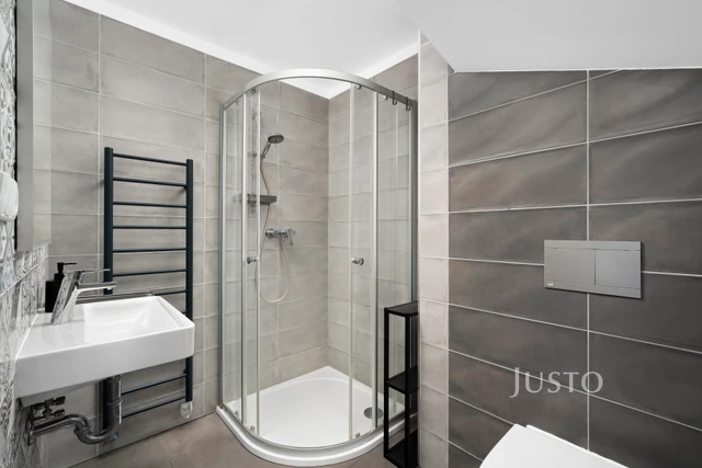 Prodej rodinného domu 136 m² s pozemkem 213 m² + terasa 30 m²