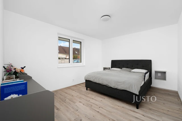Prodej rodinného domu 136 m² s pozemkem 213 m² + terasa 30 m²