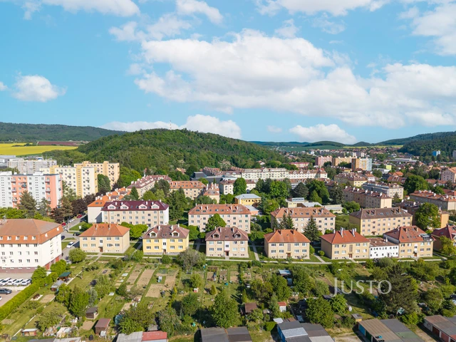 Prodej 2+1 57 m² + balkón 2 m² + parkování