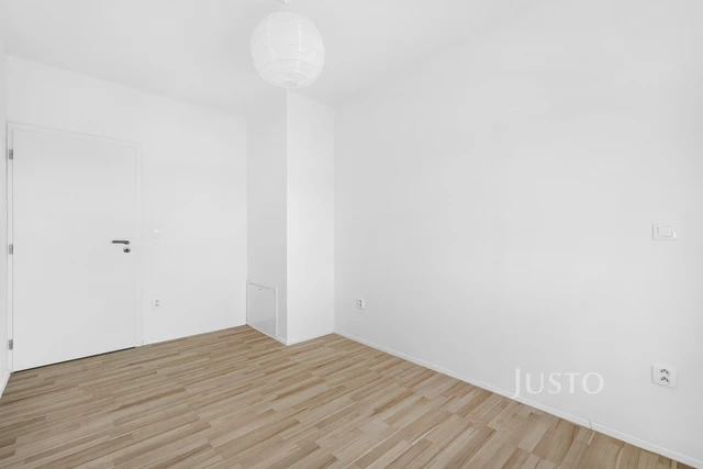 Prodej 4+kk 71 m² + balkón 4 m² + garáž
