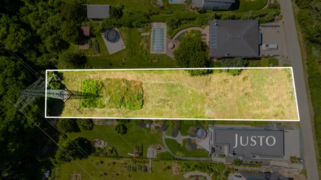 Prodej pozemku 1176 m²