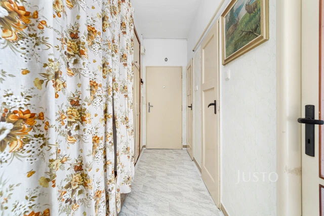 Prodej 2+1 57 m² + balkón 2 m² + parkování