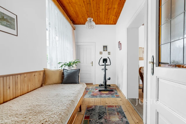 Prodej rodinného domu 175 m² s pozemkem 2030 m² + balkón