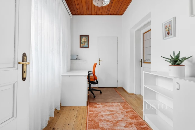 Prodej rodinného domu 175 m² s pozemkem 2030 m² + balkón
