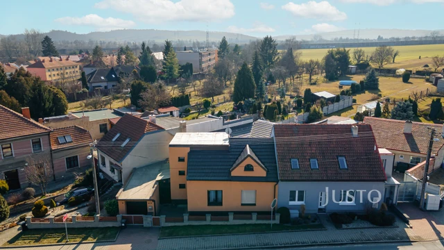 Prodej rodinného domu 175 m² s pozemkem 2030 m² + balkón