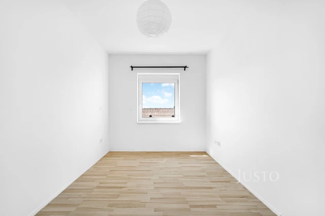 Prodej 4+kk 71 m² + balkón 4 m² + garáž