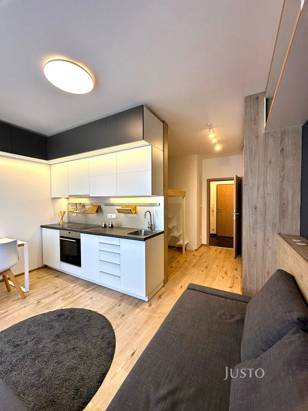 Pronájem 1+kk 32 m² + balkón 5 m²