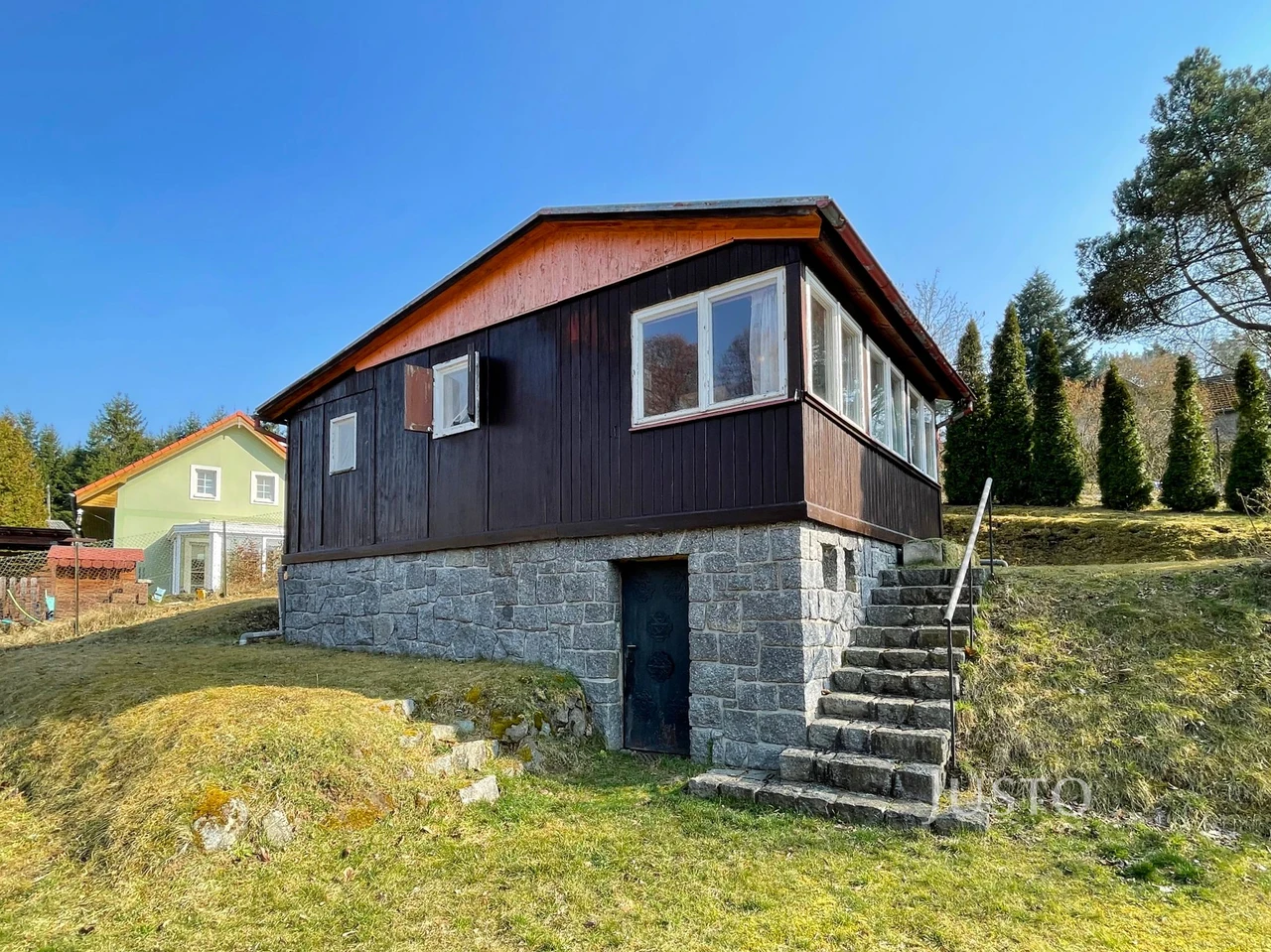 Prodej chaty 37 m² s pozemkem 574 m²