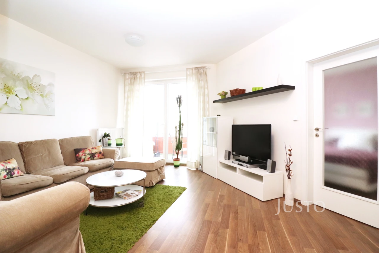 Pronájem 2+kk 59 m² + terasa 7 m² + parkování