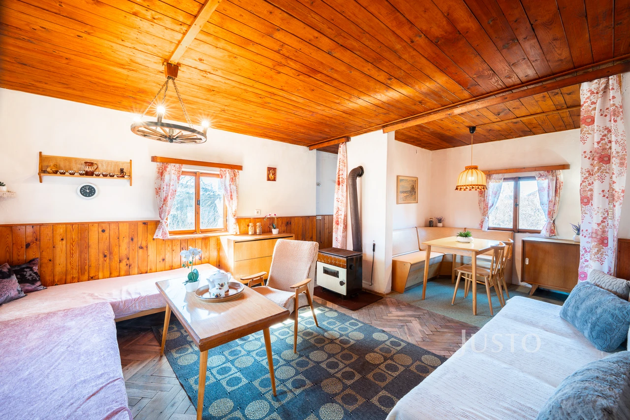 Prodej chaty 55 m² s pozemkem 331 m² + terasa 4 m²